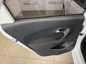 Volkswagen Polo, 2016г., передний привод, автомат