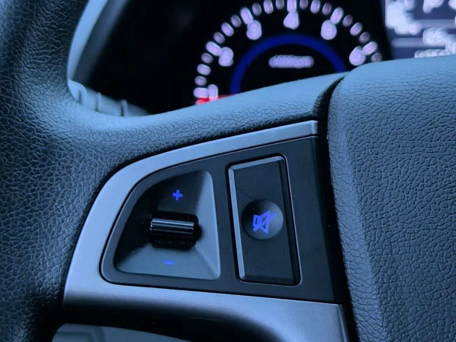 Hyundai Solaris, 2016г., передний привод, автомат