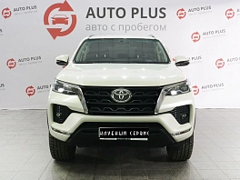 Toyota Fortuner, 2021г, полный привод, автомат