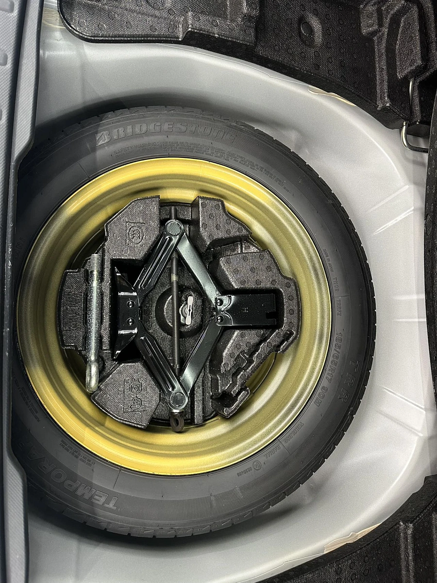 Subaru Forester, 2022г., полный привод, вариатор