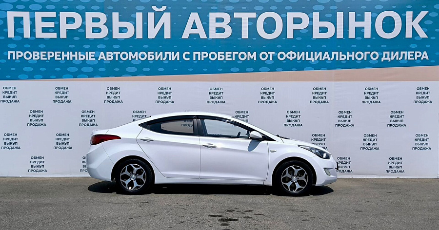 Hyundai Elantra, 2013г., передний привод, механика