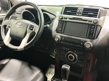 Toyota Land Cruiser Prado, 2014г, полный привод, автомат