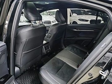 Toyota Camry, 2024г, передний привод, вариатор