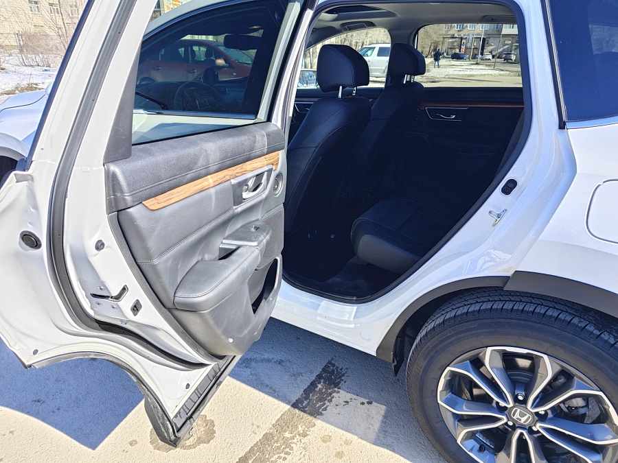 Honda CR-V, 2020г., полный привод, вариатор