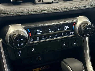 Toyota RAV4, 2025г, полный привод, вариатор