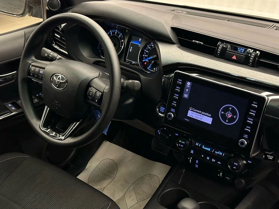 Toyota Hilux, 2024г., полный привод, автомат
