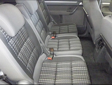 Volkswagen Touran, 2012г, передний привод, робот