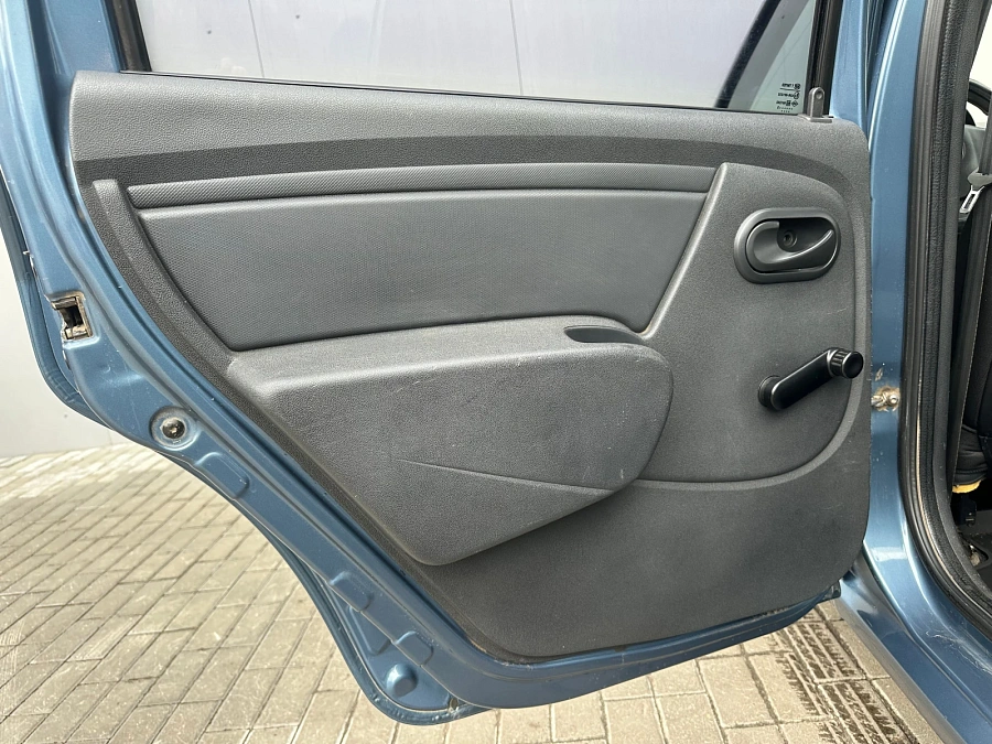 Renault Logan, 2013г., передний привод, механика