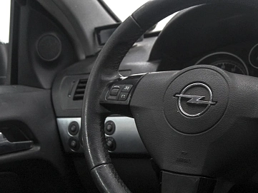 Opel , 2008г., передний привод, робот