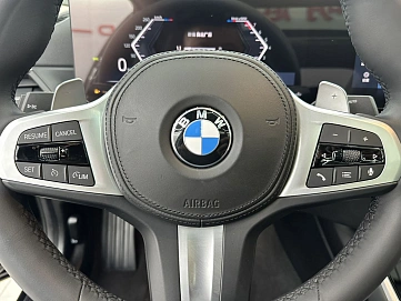 BMW 3 серии, 2023г, задний привод, автомат