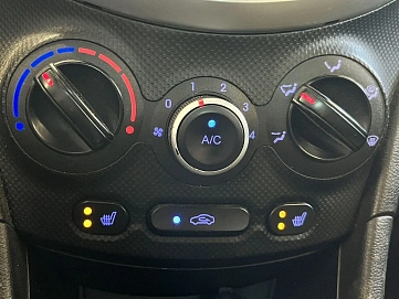 Hyundai Solaris, 2011г, передний привод, механика