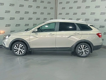 Lada (ВАЗ) Vesta, 2018г, передний привод, механика