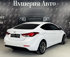 Hyundai Elantra, 2015г, передний привод, автомат