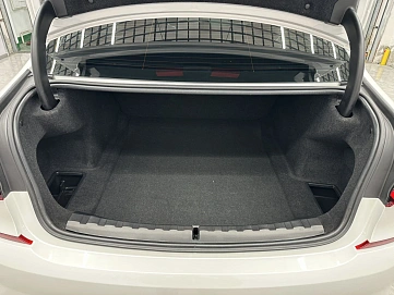 BMW 3 серии, 2022г, задний привод, автомат