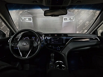 Toyota Camry, 2020г, передний привод, автомат