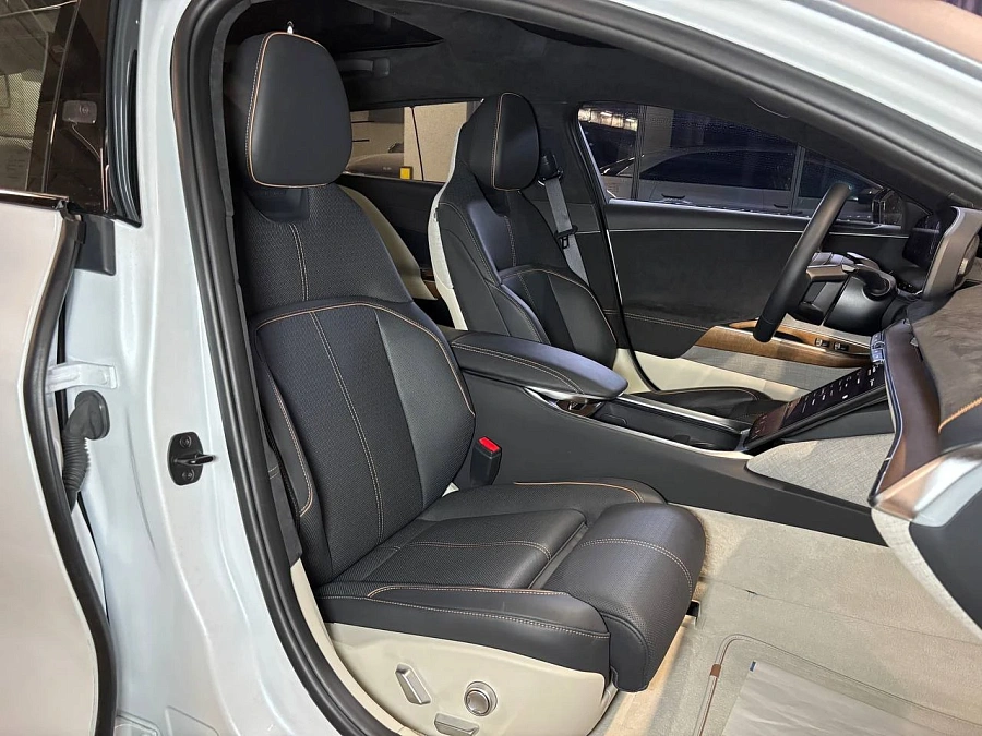 Lucid Air, 2022г., полный привод, автомат