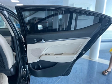 Hyundai Elantra, 2018г, передний привод, автомат