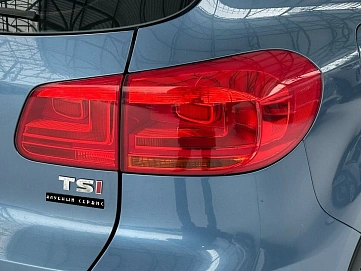 Volkswagen Tiguan, 2012г, передний привод, механика