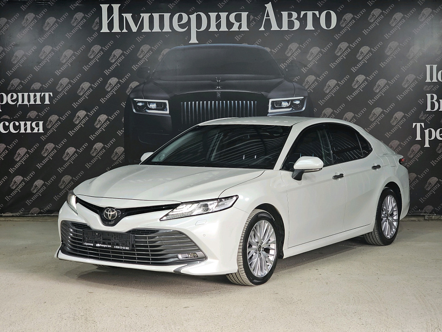 Toyota Camry, 2020г., передний привод, автомат