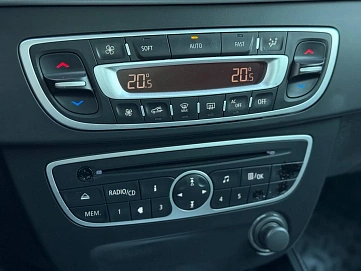Renault Fluence, 2011г, передний привод, автомат
