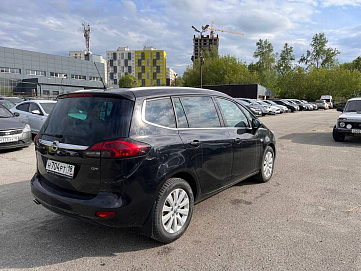 Opel Zafira, 2018г, передний привод, автомат