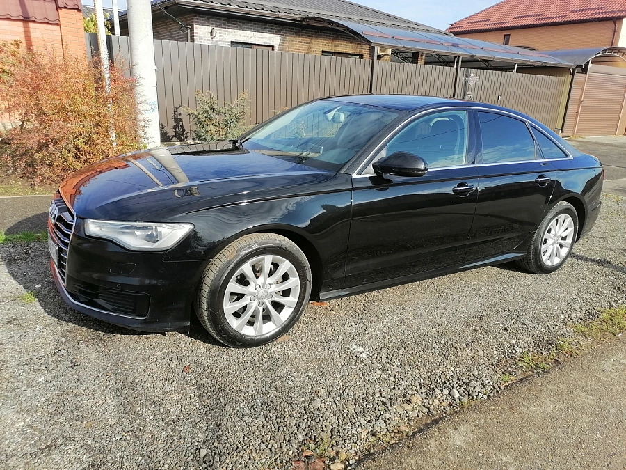 Audi A6, 2015г., передний привод, робот