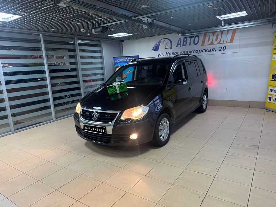 Volkswagen Touran, 2007г., передний привод, механика