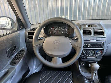 Hyundai Accent, 2008г, передний привод, механика