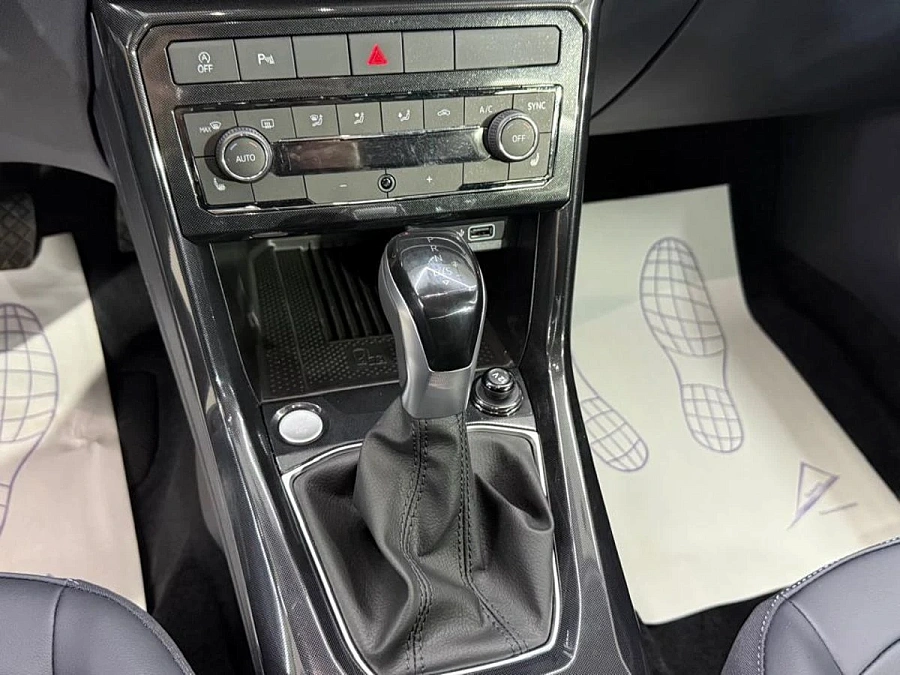 Volkswagen Tharu, 2025г., передний привод, робот