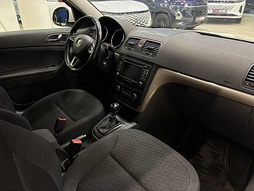 Skoda Yeti, 2013г, передний привод, робот