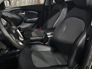 Hyundai ix35, 2012г, передний привод, автомат