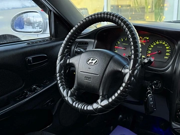 Hyundai Sonata, 2006г, передний привод, механика