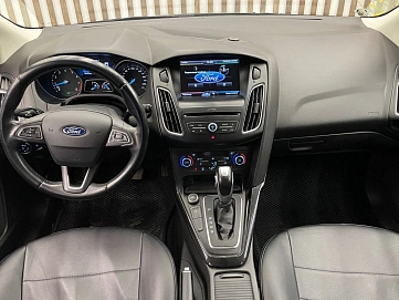 Ford Focus, 2017г, передний привод, робот