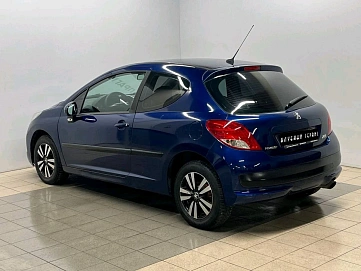 Peugeot 207, 2009г, передний привод, робот