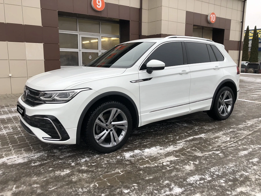 Volkswagen Tiguan, 2021г., полный привод, робот