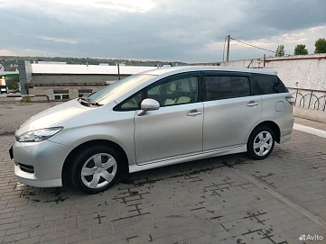 Toyota Wish, 2014г, полный привод, вариатор