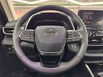 Toyota Highlander, 2025г, полный привод, автомат