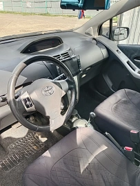 Toyota Yaris, 2008г, передний привод, робот