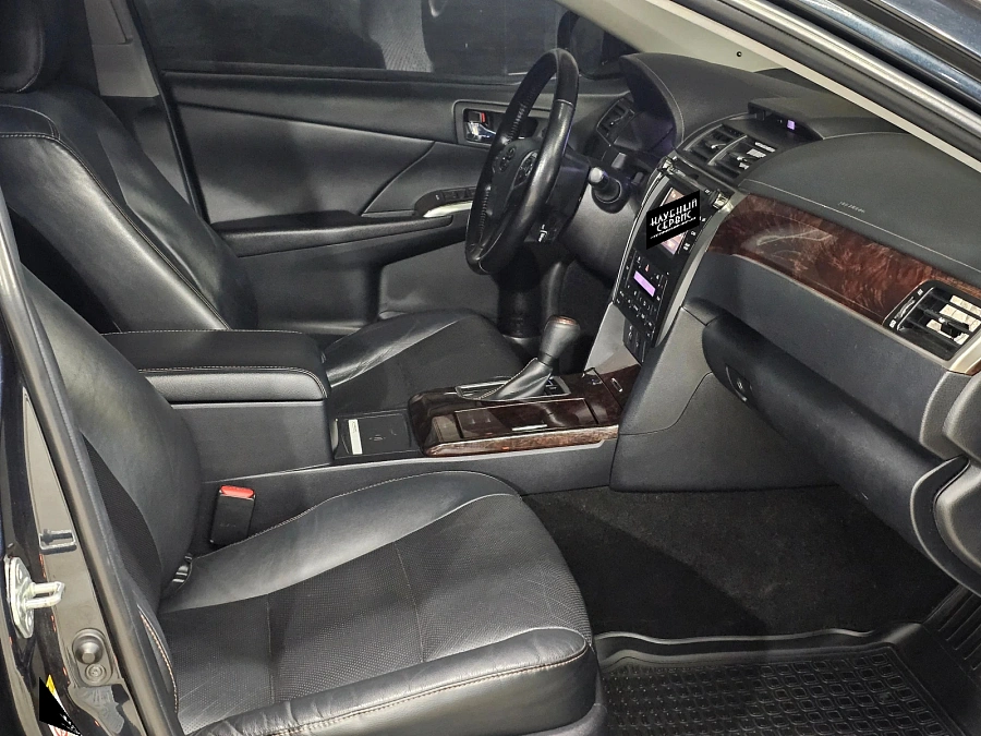 Toyota Camry, 2016г., передний привод, автомат