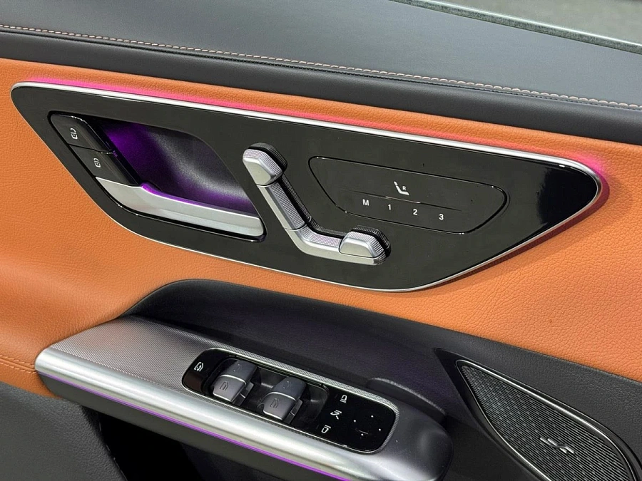 Mercedes-Benz GLC, 2024г., полный привод, автомат