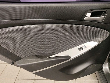 Hyundai Solaris, 2012г, передний привод, автомат