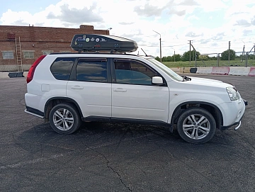 Nissan X-Trail, 2014г, полный привод, вариатор