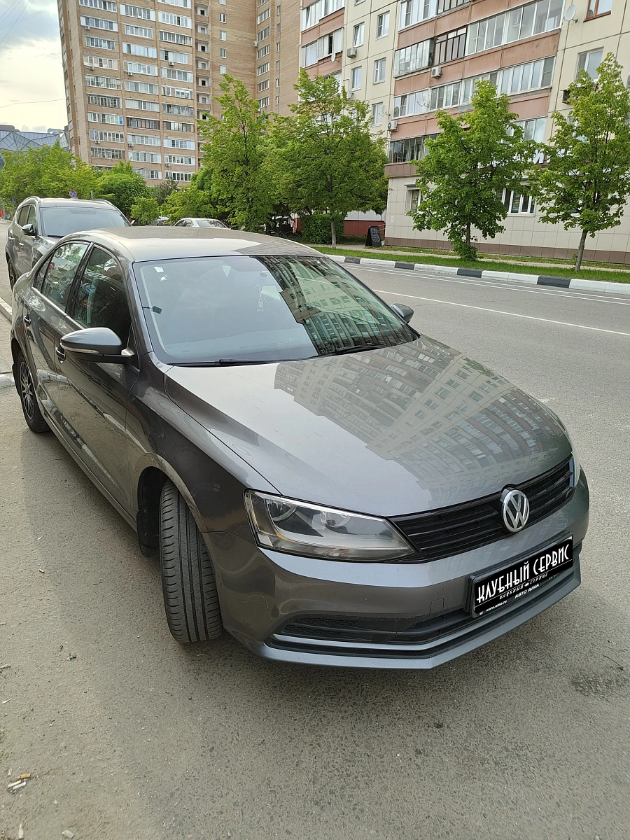 Volkswagen Jetta, 2015г., передний привод, автомат