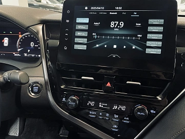 Toyota Camry, 2023г, передний привод, автомат
