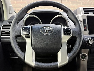 Toyota Land Cruiser Prado, 2016г, полный привод, автомат