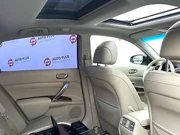 Nissan Teana, 2011г, передний привод, вариатор