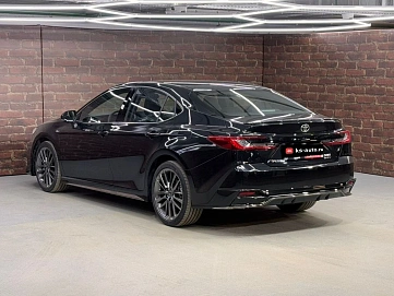 Toyota Camry, 2025г, передний привод, вариатор