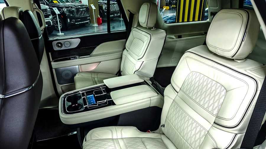 Lincoln Navigator, 2024г., полный привод, автомат