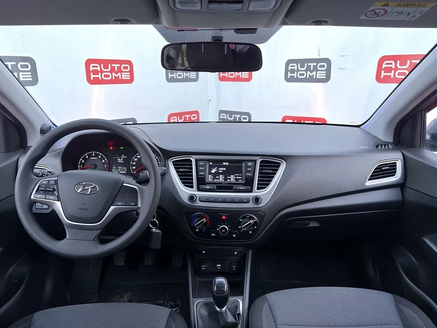 Hyundai Solaris, 2020г., передний привод, механика