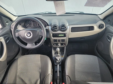 Renault Logan, 2010г, передний привод, механика